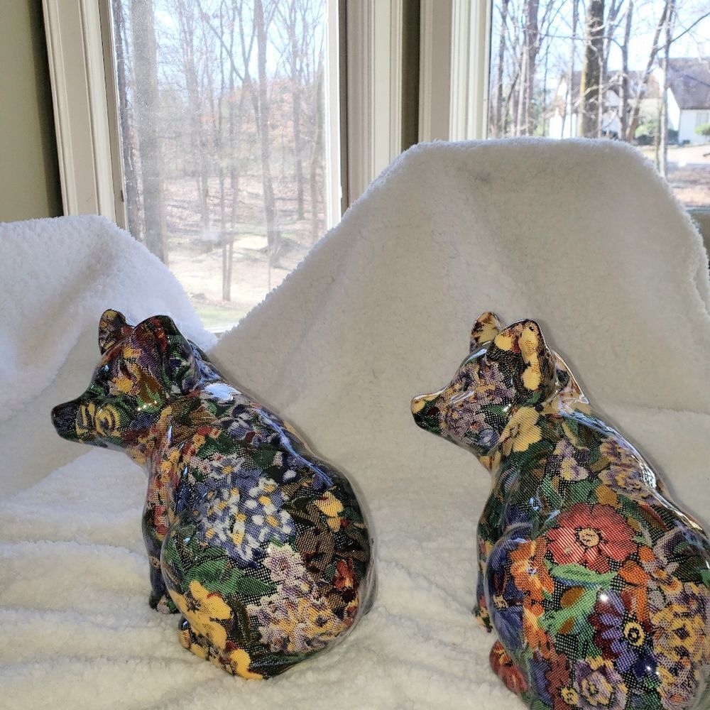 Pig Decor  (2 Pigs) - Picture 6 of 8